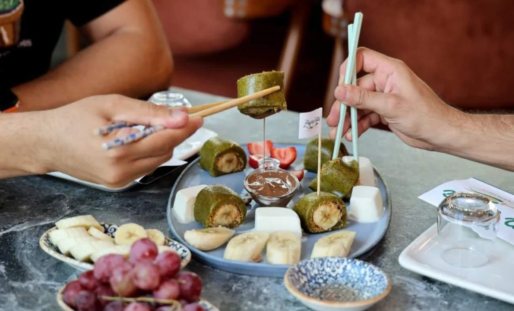 Adana'da Geleneksel Kadayıf, Uzak Doğu Esintisiyle Sushi Formunda Yenilendi: 'Sushi Kadayıf' Büyük İlgi Gördü
