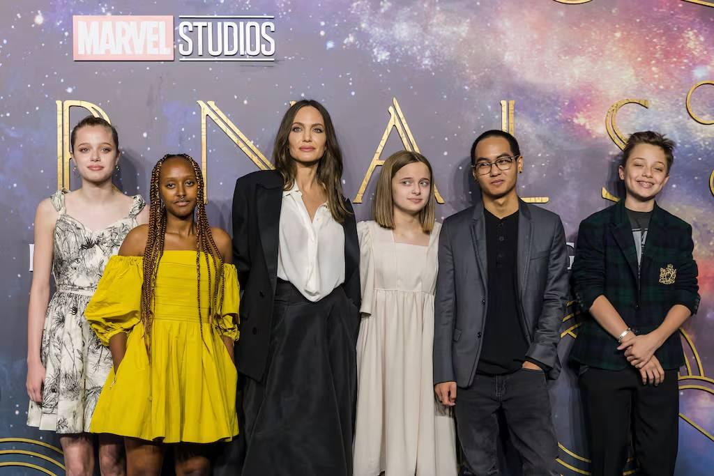 Brad Pitt'in Oğlu Maddox Jolie-Pitt Soyadını Değiştirmek İçin Mahkemeye Başvurdu
