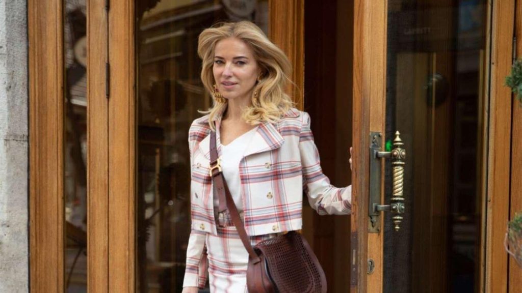 Burcu Esmersoy’den Servet Değerinde Saat Koleksiyonu: Yeni Parçası Gündem Oldu