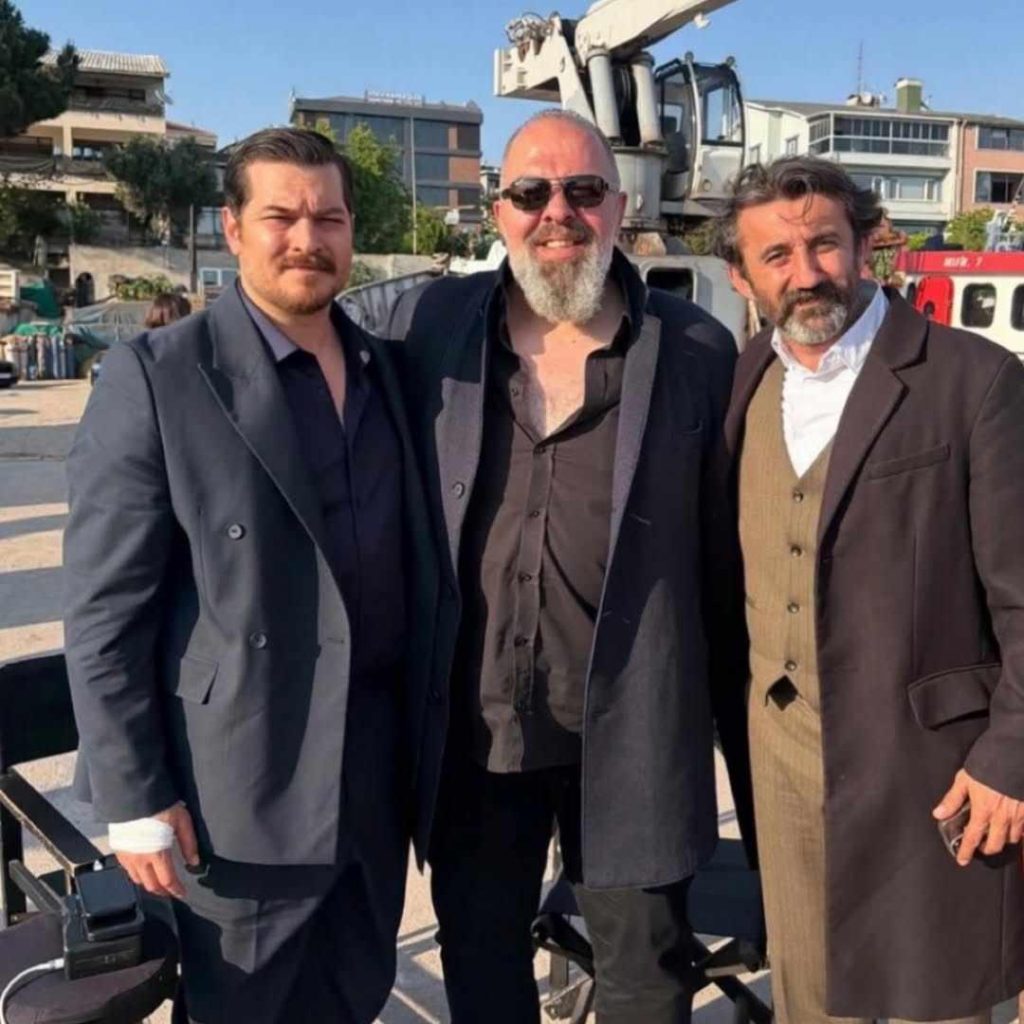 Çağatay Ulusoy'un Eşref Rüya Set Görüntüleri Tartışma Yarattı: Hayranları İkiye Bölen Son Hali