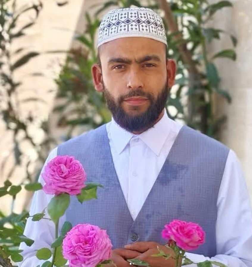 Celal Karatüre Kimdir? 'Kabe'de Hacılar Hu Der Allah' İlahisiyle Sosyal Medyayı Sallayan Sanatçının Hikayesi