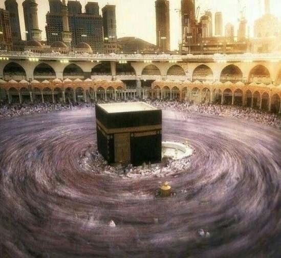 Celal Karatüre'nin Seslendirdiği 'Kabe'de Hacılar Hu Der Allah' İlahisi Sosyal Medyayı Salladı