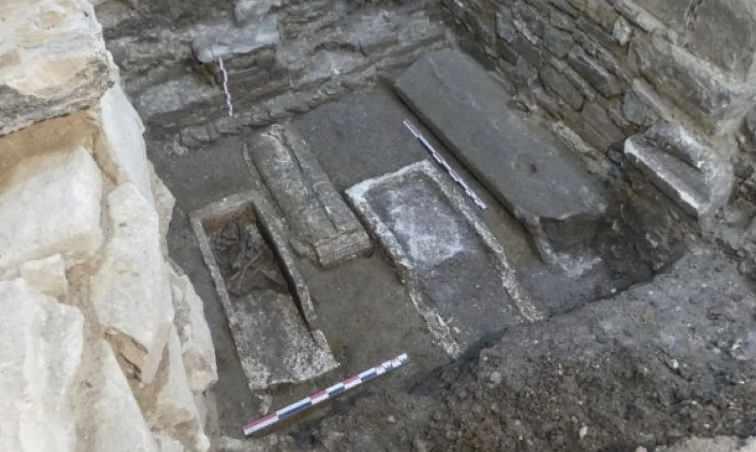Dijon'daki Saint-Philibert Kilisesi'nde 400 Yıllık Gizemli Gömü Odası Keşfedildi