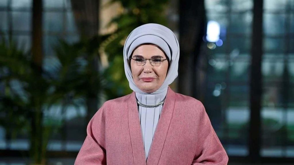 Emine Erdoğan Duyurdu: Atatürk Havalimanı’nda Düzenlenecek Sıfır Atık Festivali ile Dönüşüm Hareketi Başlıyor