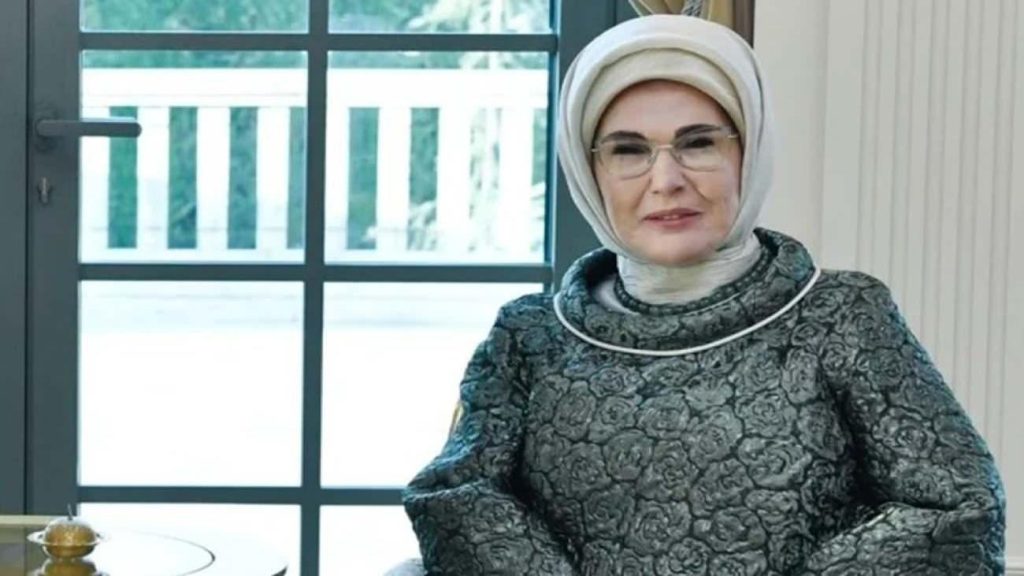 Emine Erdoğan’dan 19 Mayıs Mesajı: Cumhurbaşkanlığı Çocuk Orkestrası ve Korosu’na Övgü
