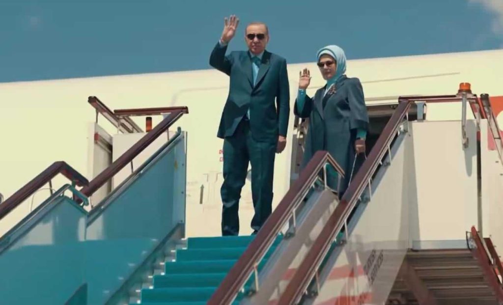 Emine Erdoğan'dan Kazakistan Ziyareti Açıklaması: Türkiye-Kazakistan Dostluğunun Gücü ve Ortak Tarih Vurgulandı