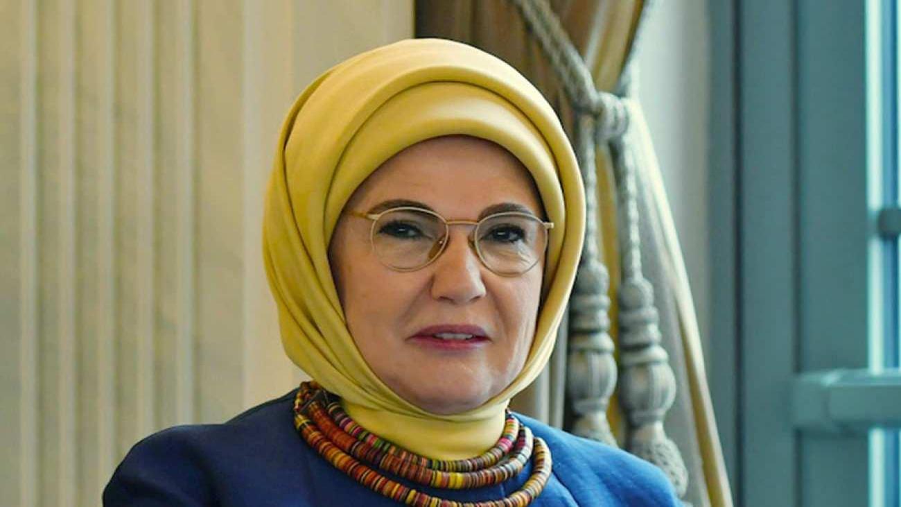 Emine Erdoğan’dan Önemli Açıklama: ‘Ne Yediğini Bilmek’ Hakkı Türk Gıda Kodeksi ile Tescilleniyor