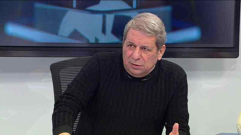 Erman Toroğlu'nun Louis Vuitton Ceketi Gündeme Döktü: Moda Dünyasında Hangi Trendler Öne Çıkıyor?