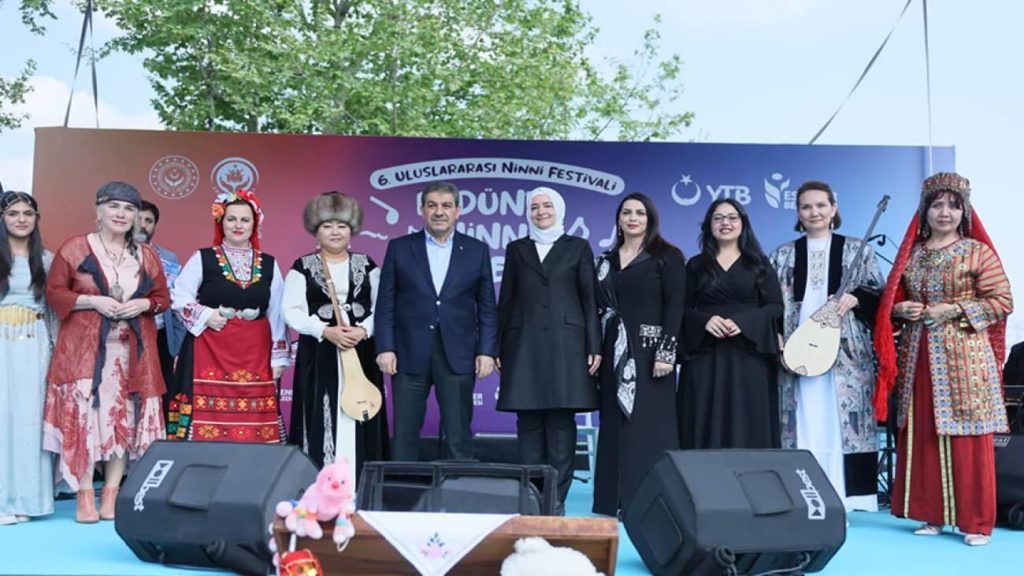 Esenler Belediyesi’nden Anneler Günü Özel: Uluslararası Ninni Festivali, Kültürel Mirası Dünya Sahnesinde Buluşturdu