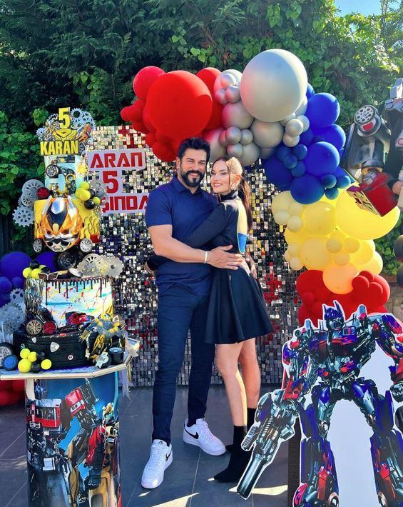 Fahriye Evcen, Büyük Oğlu Karan'ın Doğum Gününde Siyah Elbisesiyle Gündem Oldu