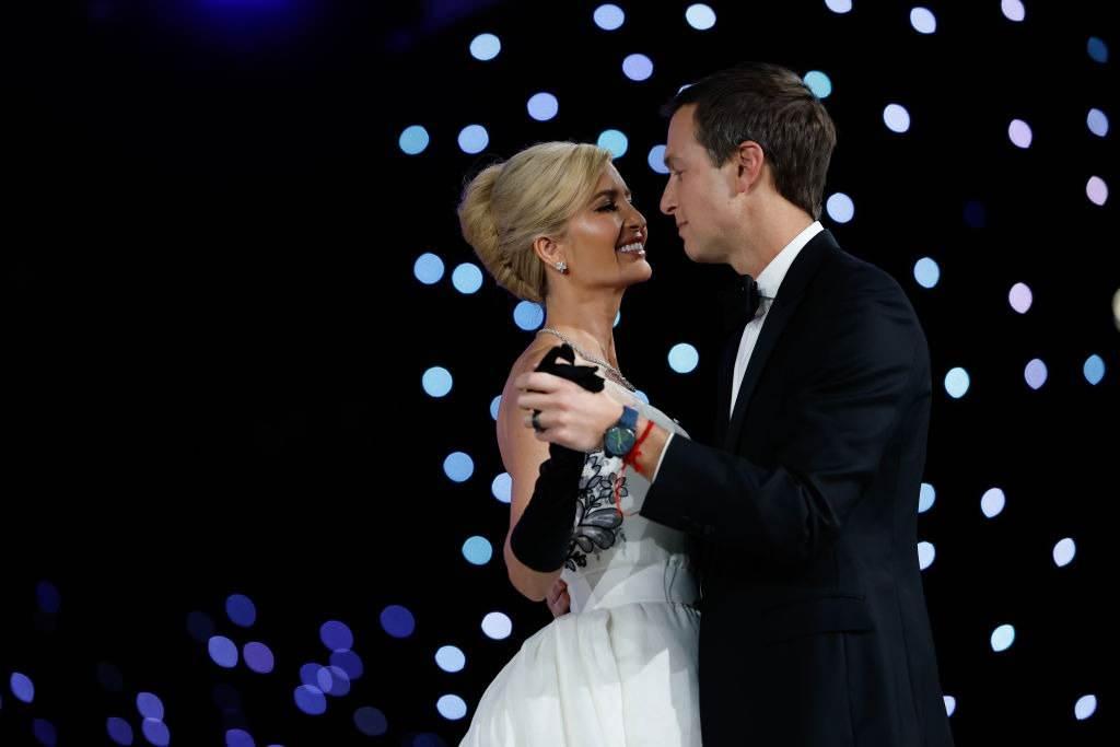 Ivanka Trump'ın Yemin Töreni Balosu Görünümü: Audrey Hepburn İkonundan Dior Güç Takımına
