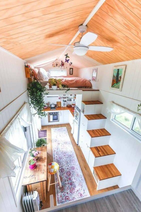 Küçük Ev Dekorasyonu İpuçları: Tiny House'larda Şık ve Huzurlu Bir Yaşam Alanı Yaratmak