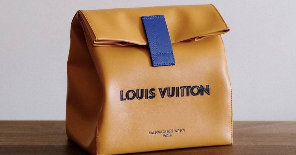 Louis Vuitton Sandviç Çantası: Lüks Moda Dünyasında Gündem Yaratan Yeni Tasarımın Detayları