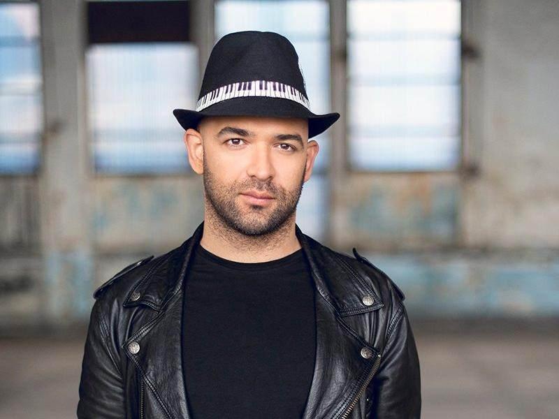 Murat Ergin: Murat Evgin'den Dünya Kupası Temalı İngilizce Şarkı: 'Let's Hug'