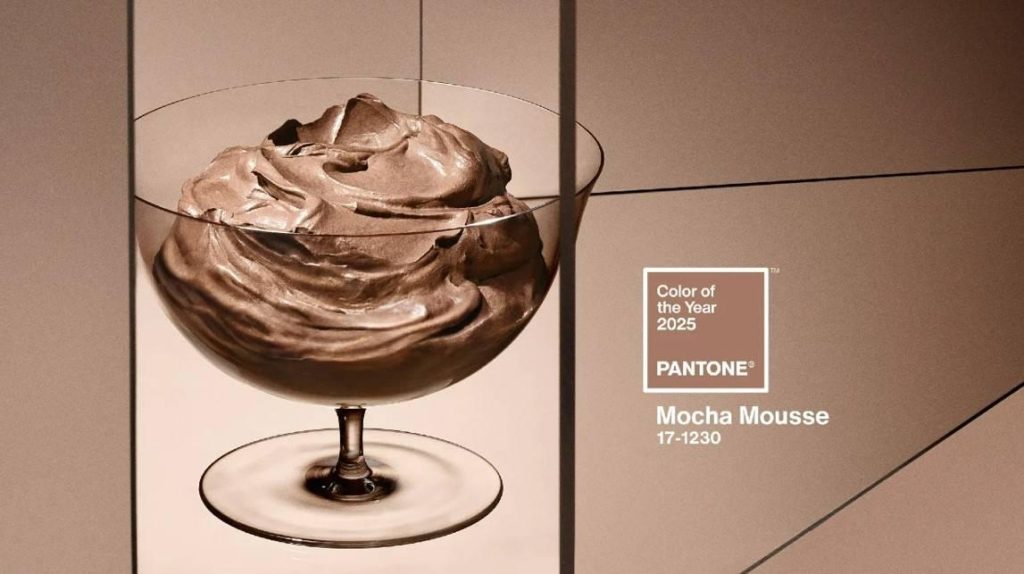 Pantone 2025'in Rengi Mocha Mousse: Gardırobunuza Nasıl En Şık Dokunuşu Yaparsınız?