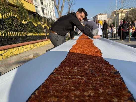 Rekor Türkiye: Beylikdüzlü Usta Ramazan Çimen'den Tarihi Rekor: Dünyanın En Uzun