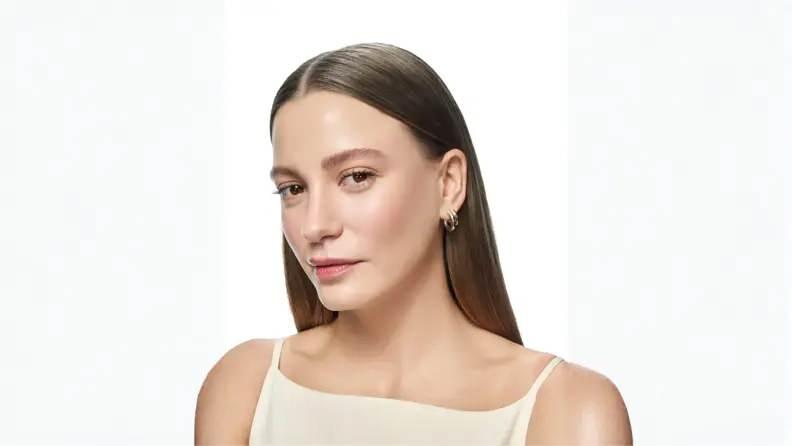 Serenay Sarıkaya'dan Radikal Karar: Türkiye'yi Terk Ederek İtalya Sardinya Adası'na Yerleşiyor