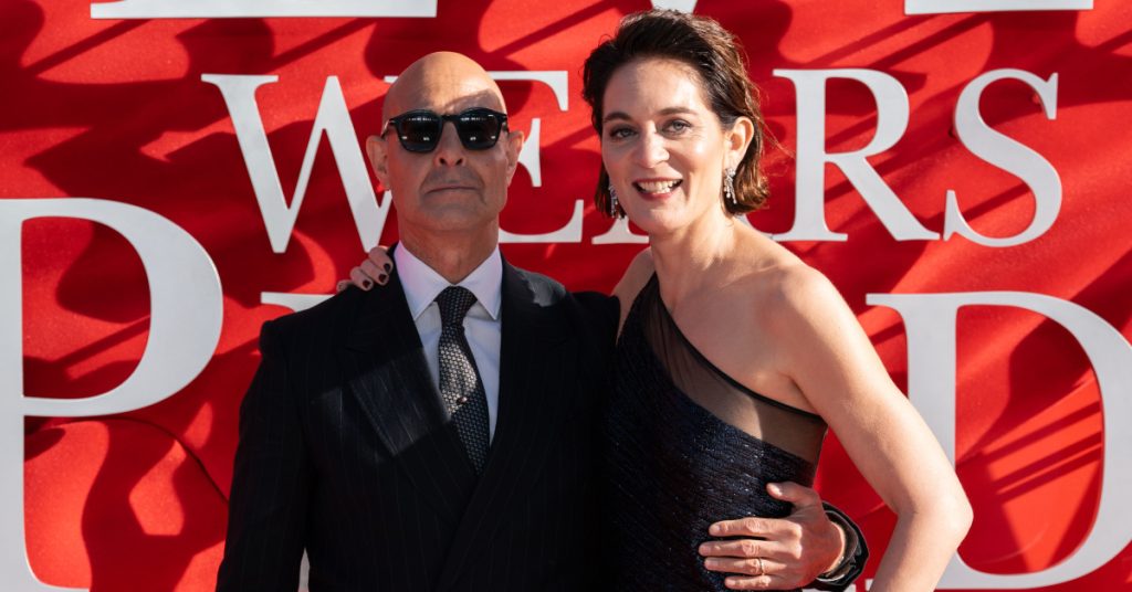 Stanley Tucci’den Açıklama: 21 Yaş Farkı Eşi Felicity Blunt ile İlişkilerini Nasıl Sürdürüyorlar?