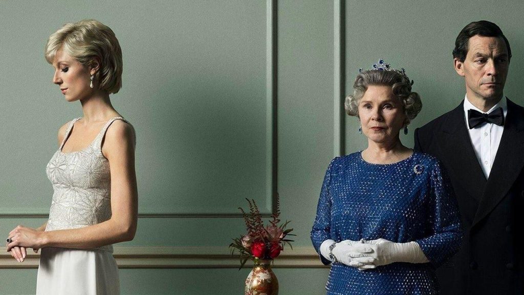 The Crown Dizisi'nden Tarihi İkonik Kıyafetler Açık Artırmada: Kraliçe Elizabeth ve Prenses Diana Efsaneleri