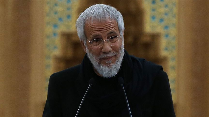 Kimlik Dönüşümünde Kültürel Kökenleri Korumak: Yeni Bir Benliğe Geçerken Kendini Nasıl Kabul Edersin?