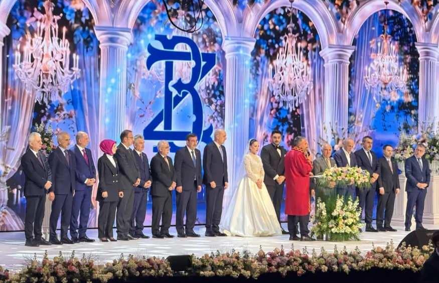 Türk Telekom CEO'su Ebubekir Şahin'in Kızı Zeynep Melike Şahin ve Berat Kuçat Nikah Töreni Ankara'da Büyük İlgi Gördü