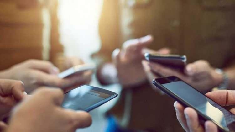 Uzmanlar Uyardı: Yapay Zeka Destekli Kameralar Parmak İzi Verilerinizi Nasıl Kopyalayabilir?