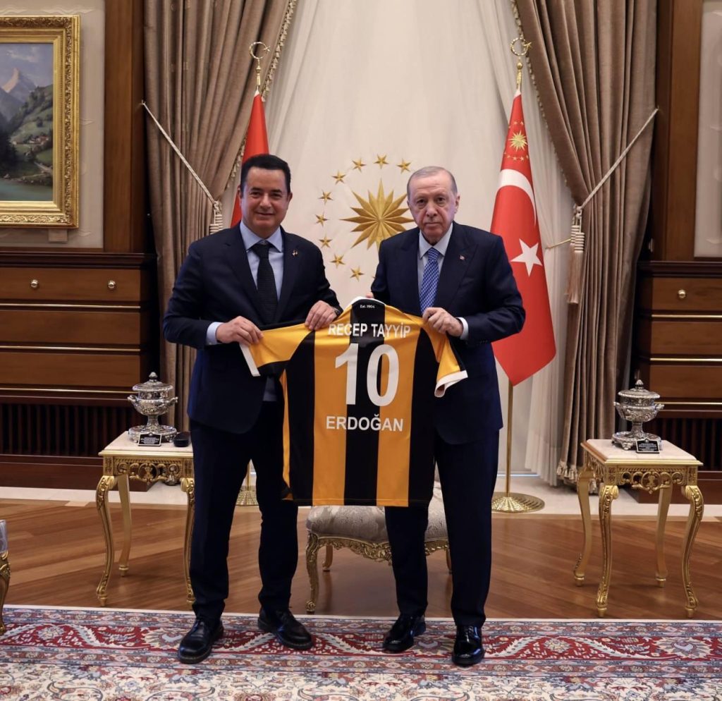 Acun Ilıcalı'dan Cumhurbaşkanı Erdoğan'a Hull City ve Premier Lig Yolculuğu Detayları