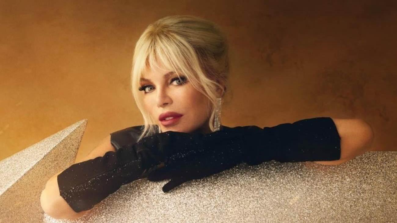 Ajda Pekkan’dan Duygusal İtiraf: Konser Sahnesinde ‘Işıklar Altında O Kadar Yalnızım Ki…’ Açıklaması