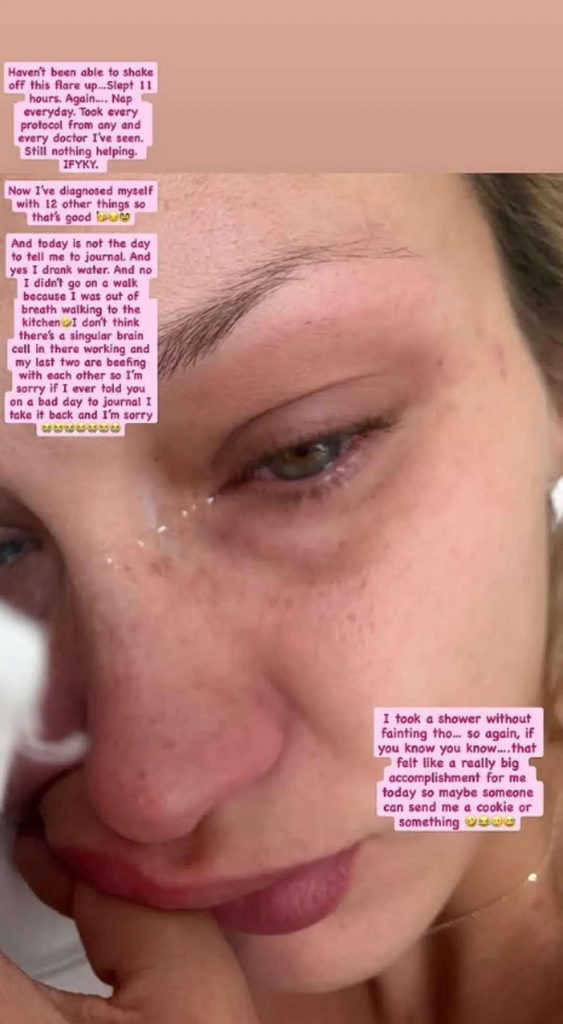 Bella Hadid Lyme Hastalığının Yeniden Alevlendiğini Gözyaşlarıyla Duyurdu