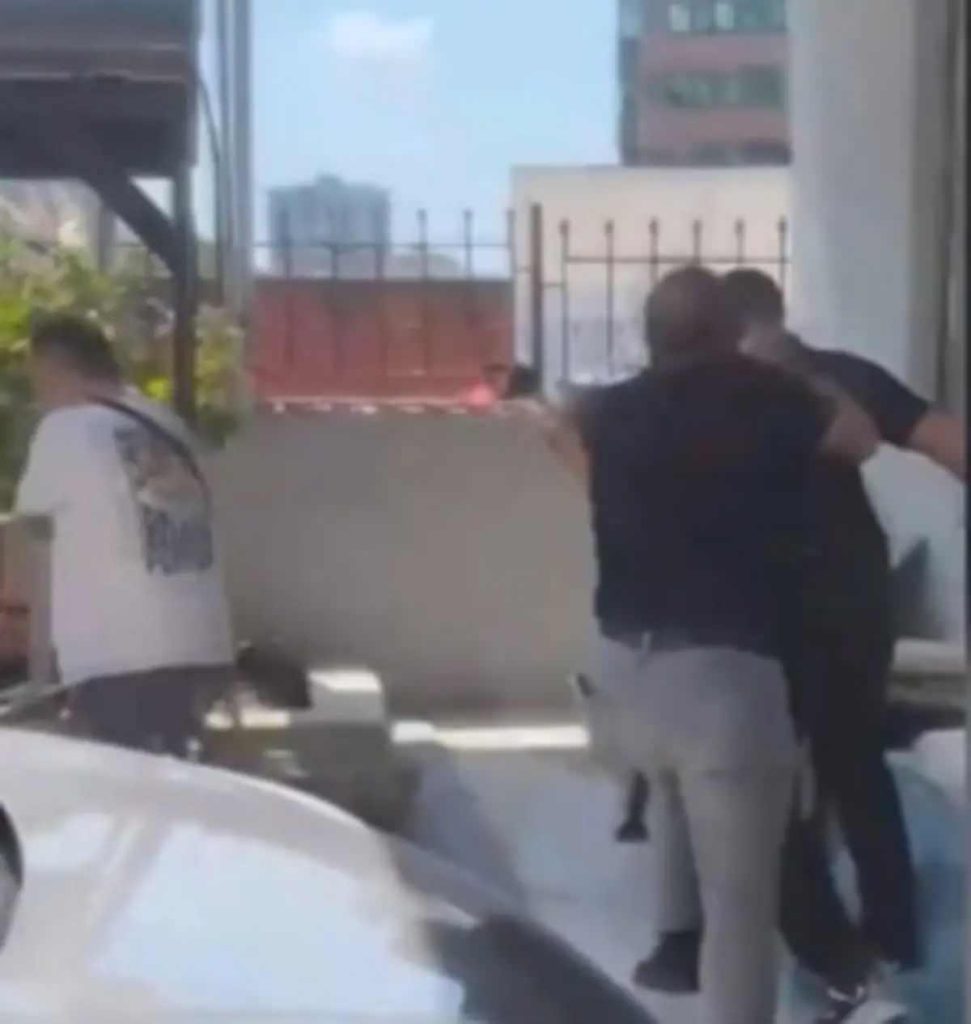 Can Polat'ın Taziyesinde Engin Polat ve Ailesi Arasında Gerginlik Yaşandı: Kavga Çıktığı Duyuldu