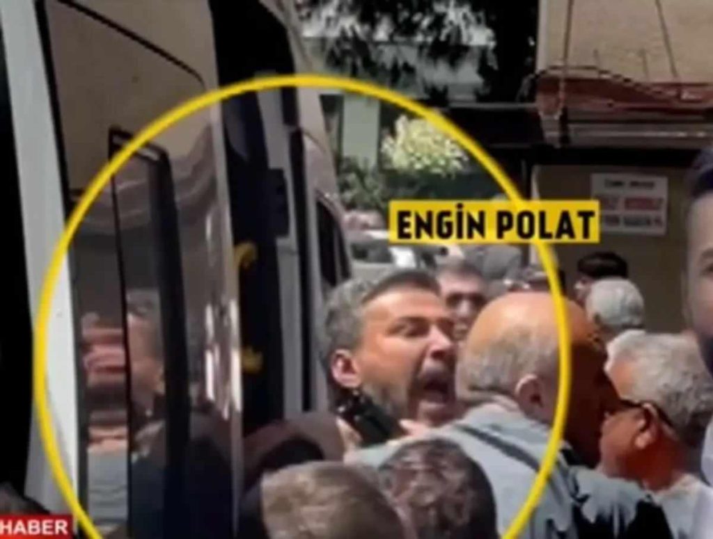 Can Polat'ın Taziyesinde Engin Polat ve Ailesi Arasında Gerginlik Yaşandı: Kavga Çıktığı Duyuldu