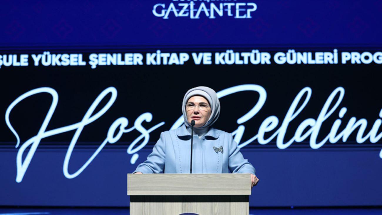 Emine Erdoğan, Şule Yüksel Şenler Vakfı’nda Deprem Bölgesi Kadınlarının İstihdamına Odaklandı