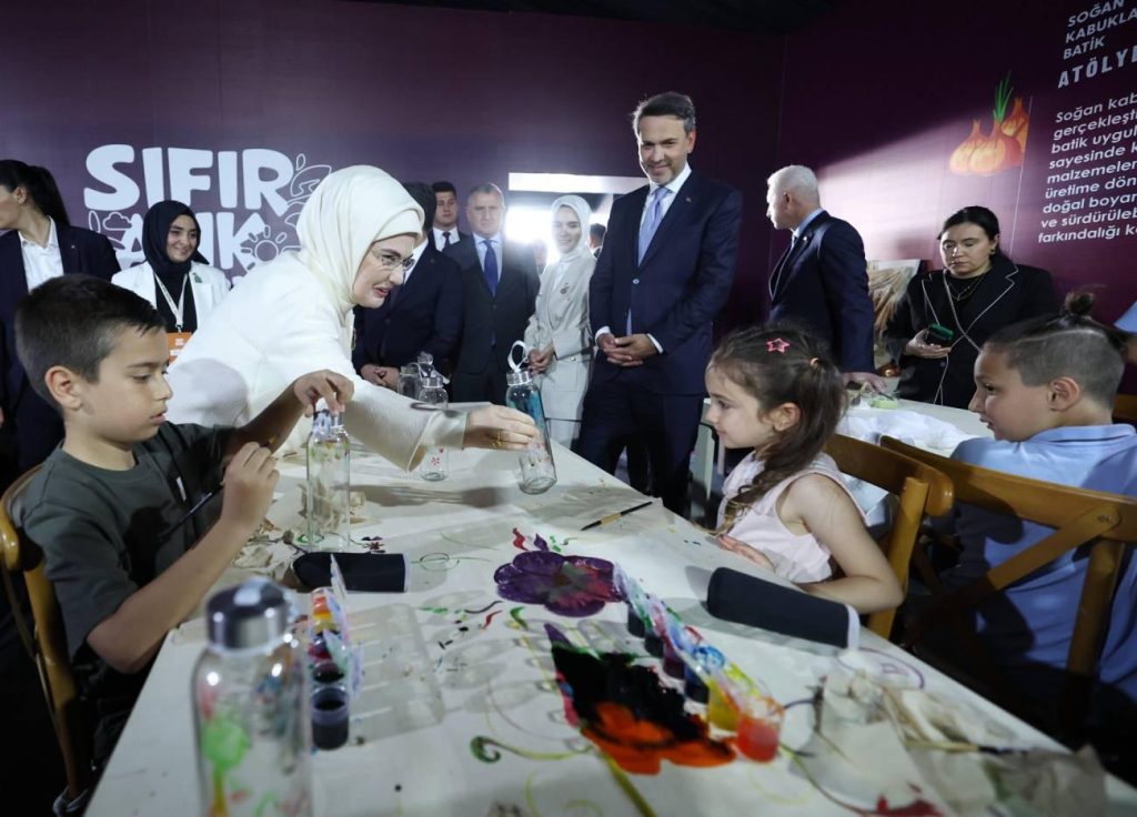 Emine Erdoğan'dan Uluslararası Sıfır Atık Forumu 2026 Açılışı: İklim Eylemi Olarak Dönüştürücü Rol