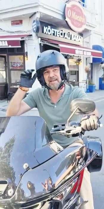 Engin Altan Düzyatan'ın Milyonluk Tutkusu: Kullandığı Lüks Motosikletle Gündem Oldu