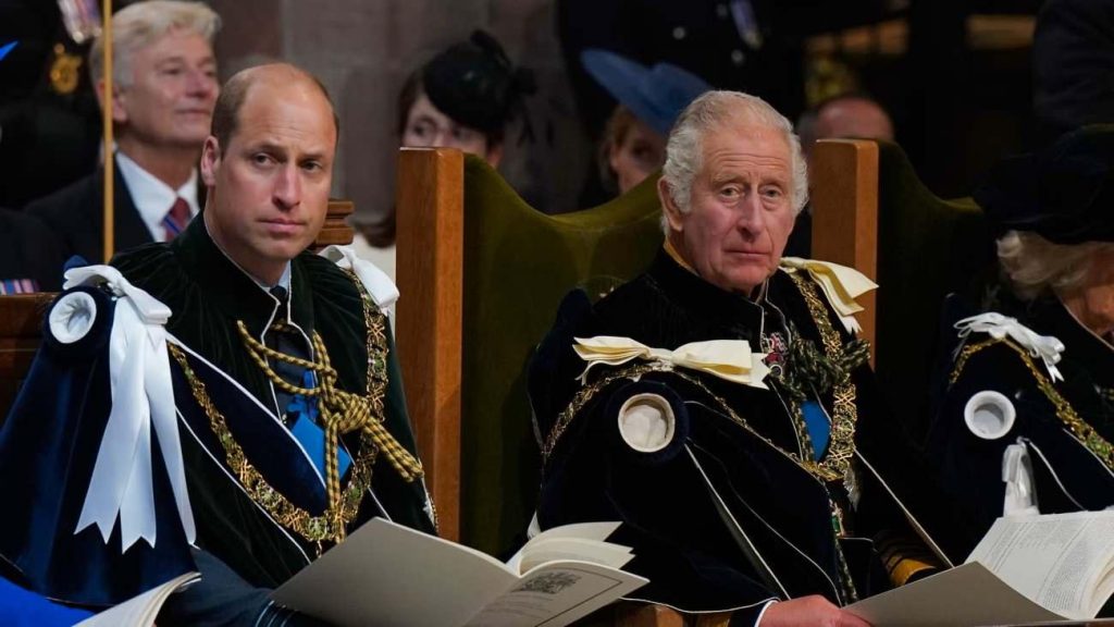Prens William'dan Kral Charles'a Taht Baskısı İddiası: İngiliz Kraliyet Ailesi'nde Yeni Gerilim