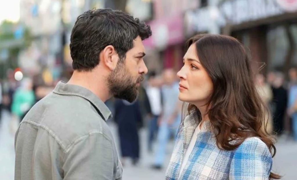 Sevdiğim Sensin Setinde Gerçek Sanıldı: Civan ve Nilüfer'in Kavga Sahnesine Vatandaş Müdahalesi