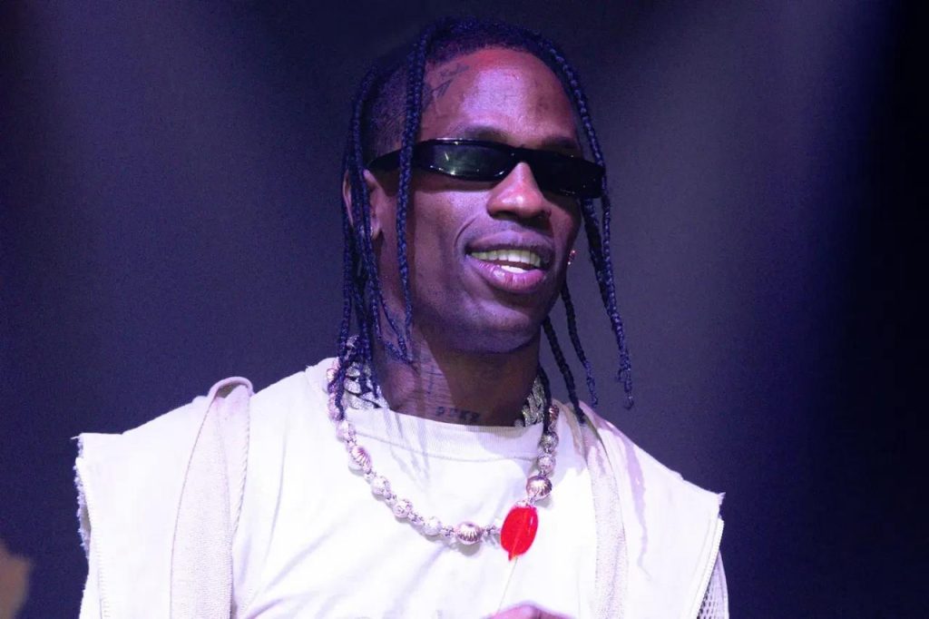 Travis Scott'ın İstanbul Konseri Hayal Kırıklığı Yarattı: Sahneye Dublör Mü Kullanıldı İddiaları Yükseldi