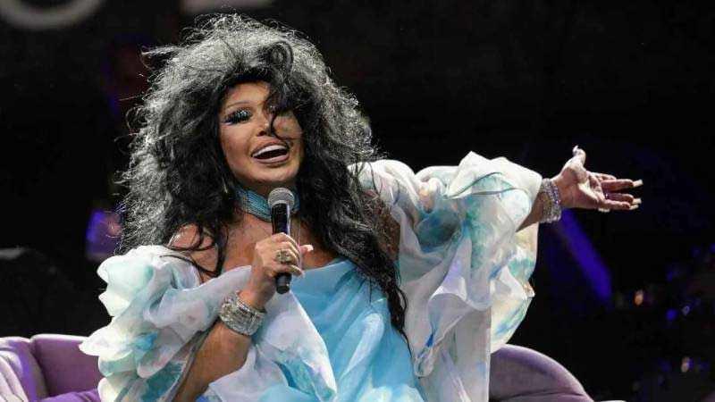 Türk Sanat Müziği: Bülent Ersoy 74 Yaşını Kutladı: Usta Sanatçı, Kariyerindeki Lüks
