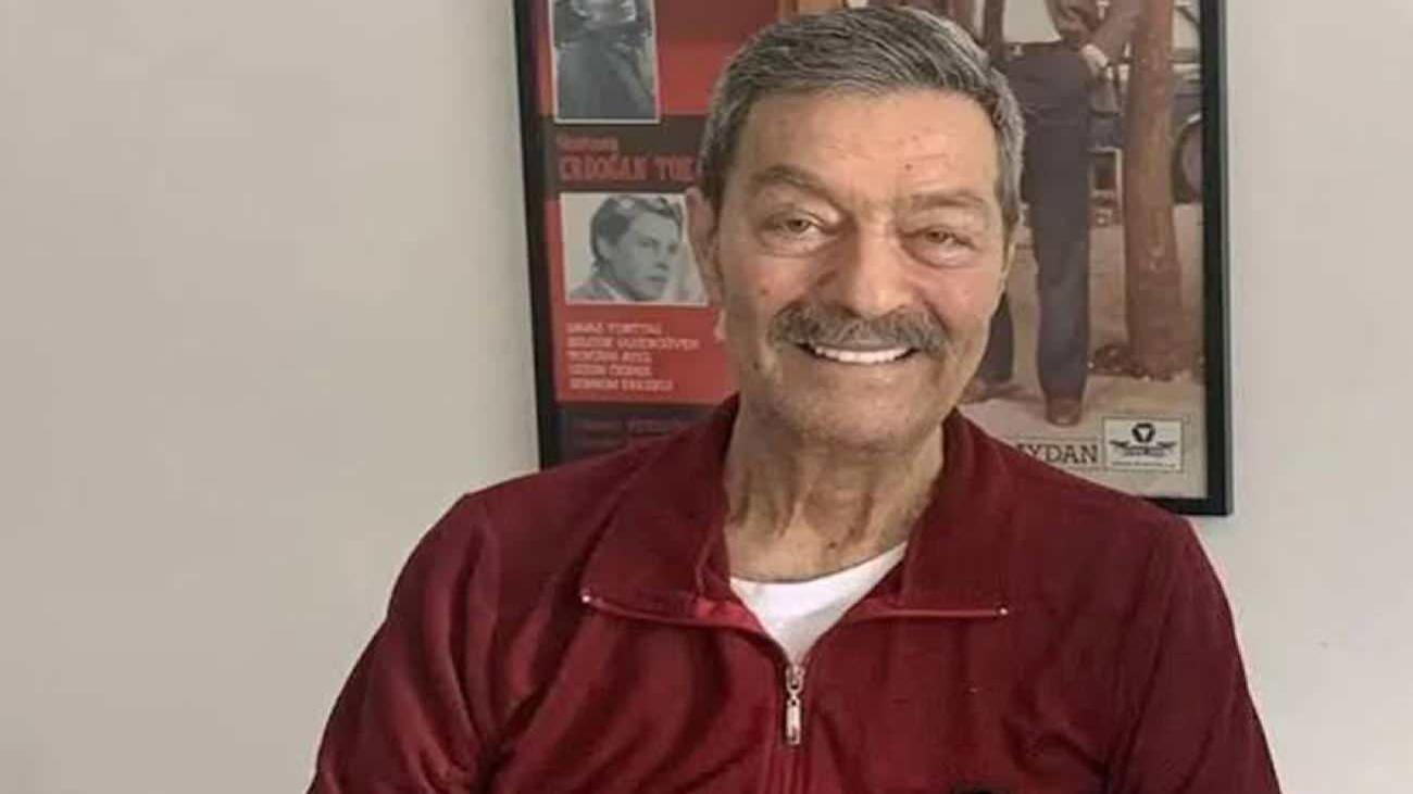 Usta Oyuncu Kadir İnanır Hayatını Kaybetti