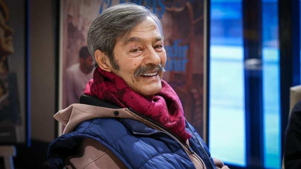 Yeşilçam'ın Usta İsmi Kadir İnanır Hayatını Kaybetti