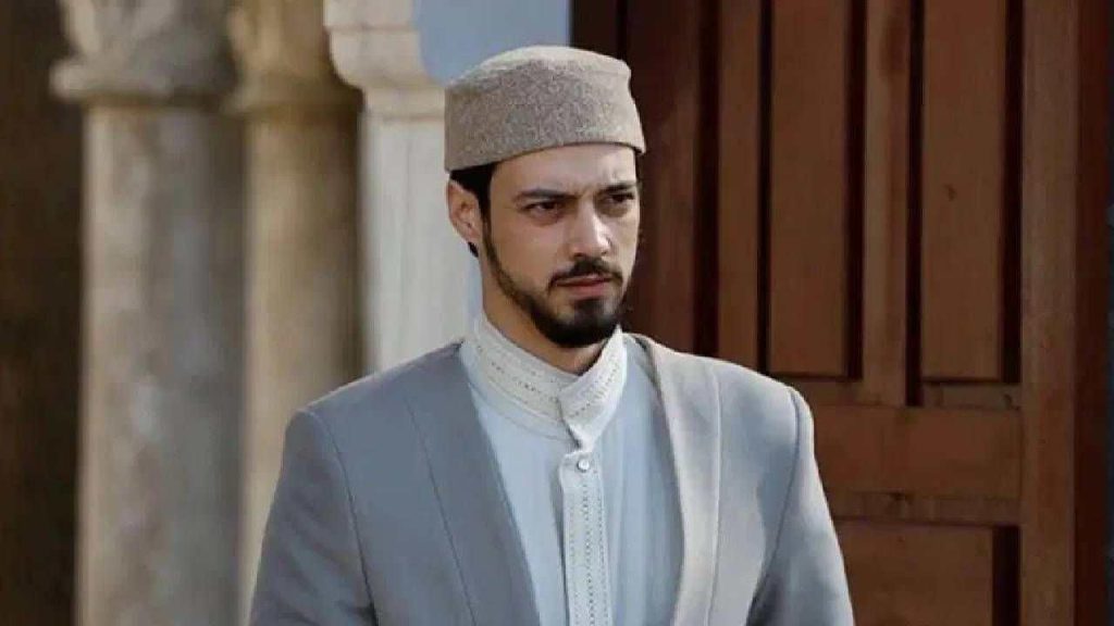 Mert Yazıcıoğlu'nun Yeni Dizisi: Aras Kod Adlı Proje İzleyiciyle Buluşmaya Hazırlanıyor