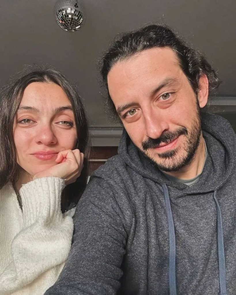 Ünlü Oyuncu Merve Dizdar Anne Oluyor! Bebeğin Cinsiyeti Belli Oldu
